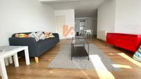 Living room of Flat for sale in Santiago de Compostela   with Oven and Washing machine