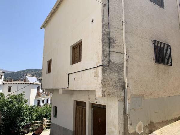 Casa-chalet en Venta en C/ Gracia-Me  en Alpujarra de la Sierra
