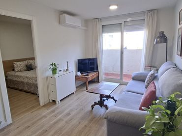 Pis amb balcó en venda a Carrer de Mata