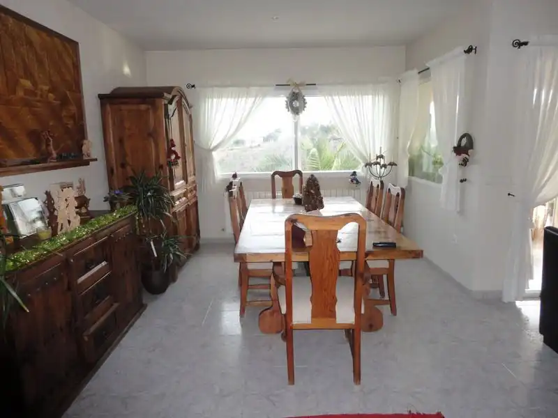 Comedor de Finca rústica en venta en La Nucia con Aire acondicionado, Jardín privado y Terraza