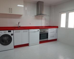 Cuina de Pis en venda en Villena amb Calefacció i Balcó