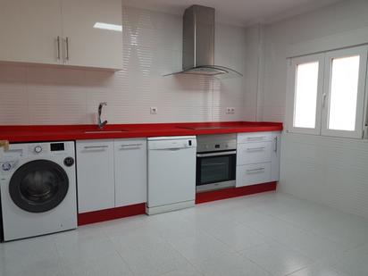 Cuina de Pis en venda en Villena amb Calefacció i Balcó