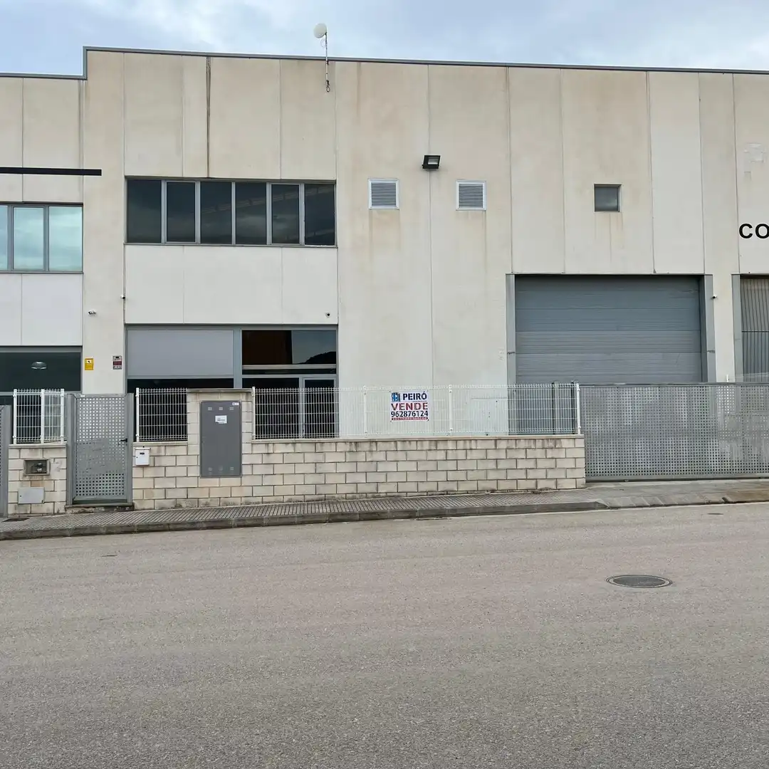Nave industrial en venta en Xeresa