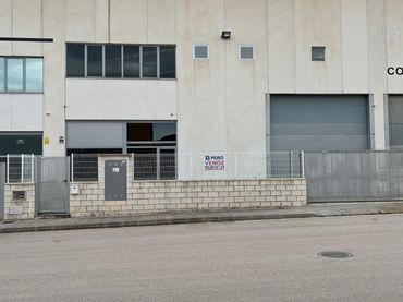 Industrial building for sale in Xeresa