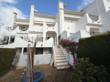 Adossat amb piscina en venda a JILGUERO (ALTOS MARBELLA) 12