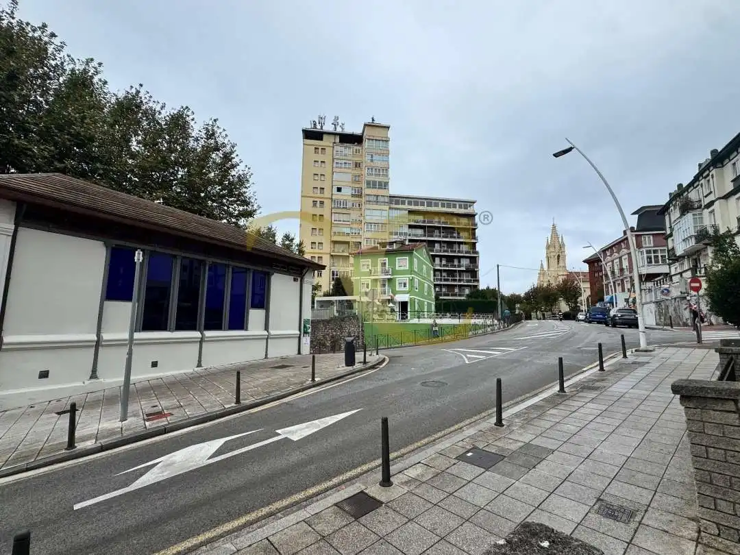 Exterior view of Commercial properties for rent in Santander