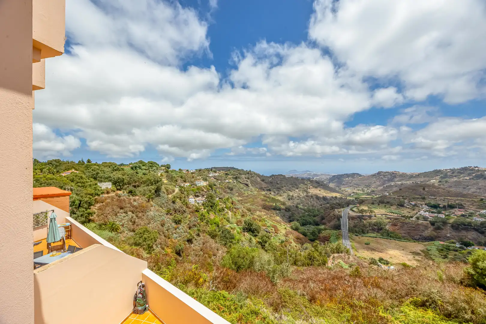 Vista exterior de Casa adosada en venta en Teror con Terraza, Amueblado y Horno
