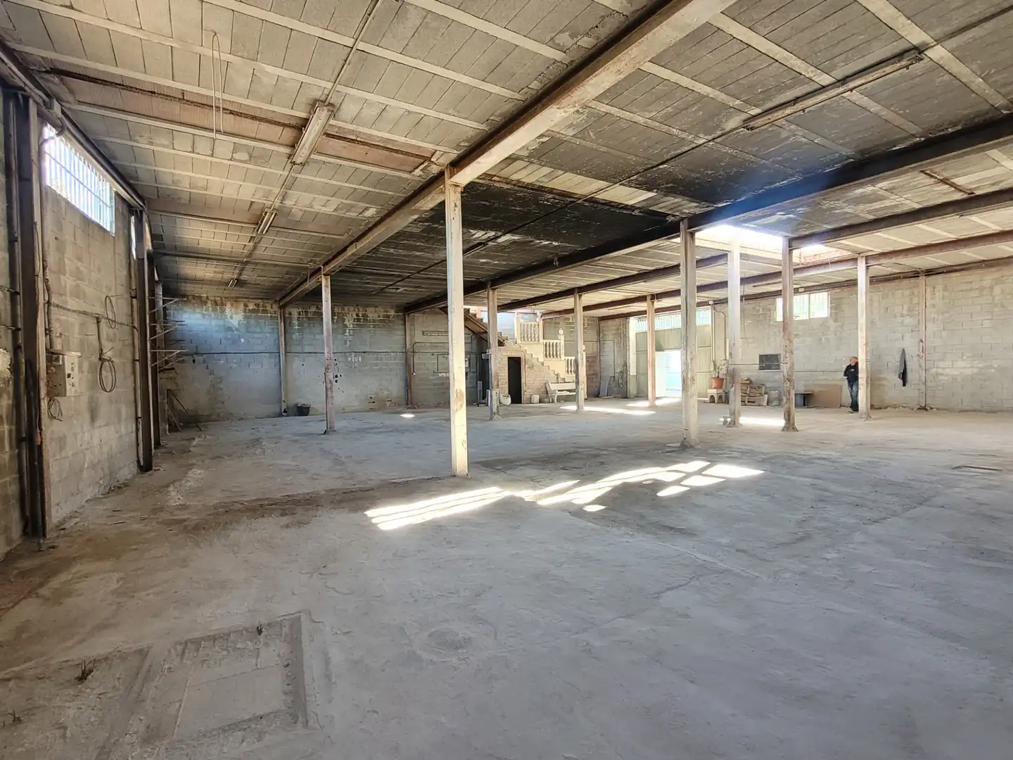 Nave industrial en venta en Maracena