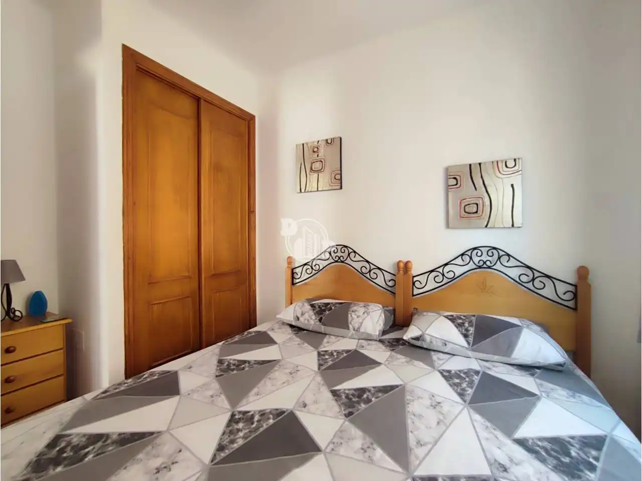 Casa pareada con piscina en venta en Calle Laguna de Sariñena, imagen 15