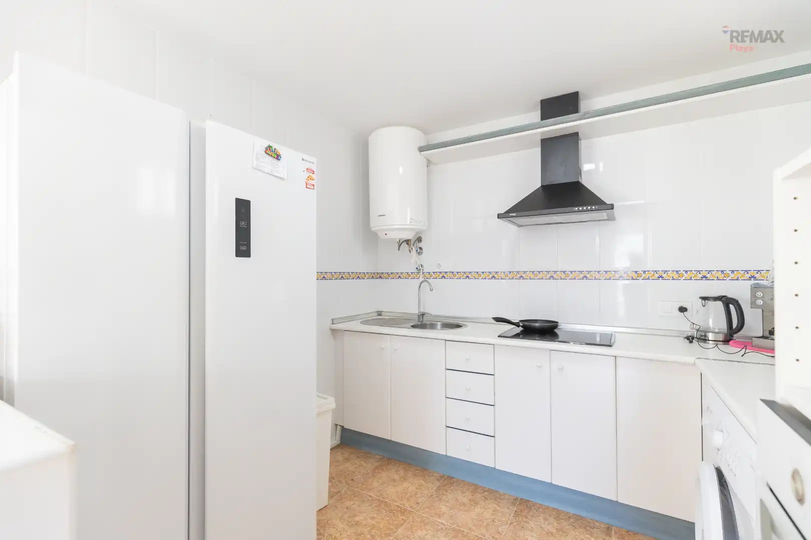 Terraced house with pool for sale in Calle Magallanes 142, imagen 12
