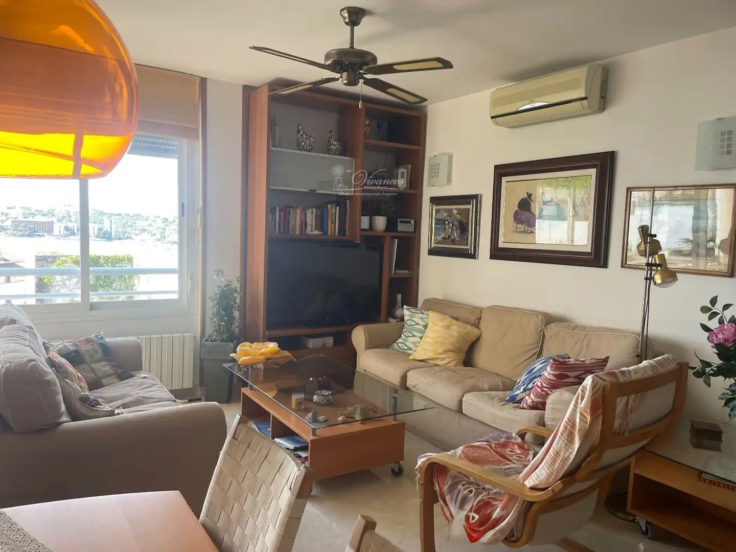 Sala d'estar de Àtic de lloguer en  Palma de Mallorca amb Aire condicionat, Calefacció i Terrassa