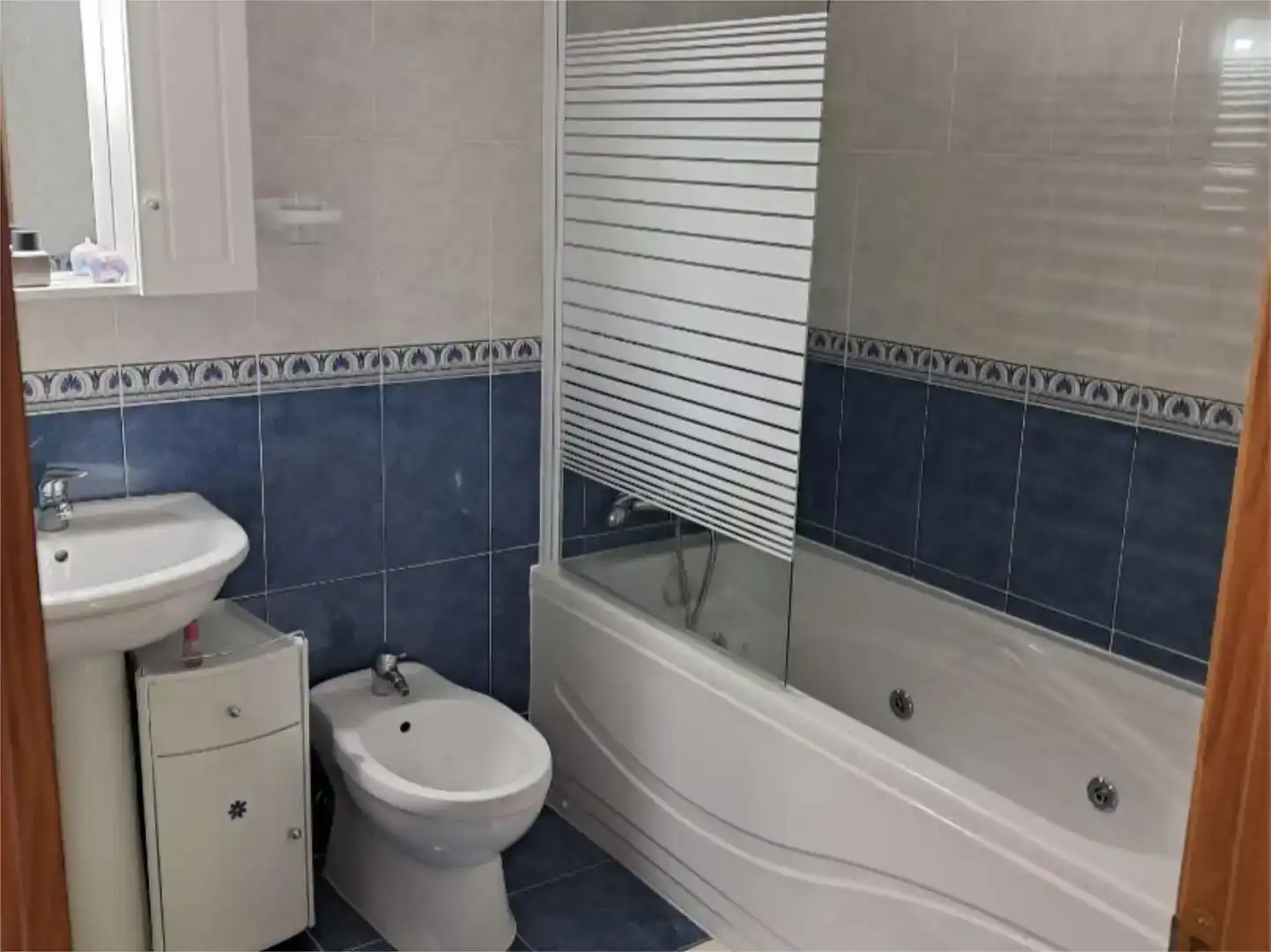 Bany de Pis en venda en Villanubla amb Parquet, Piscina i Moblat