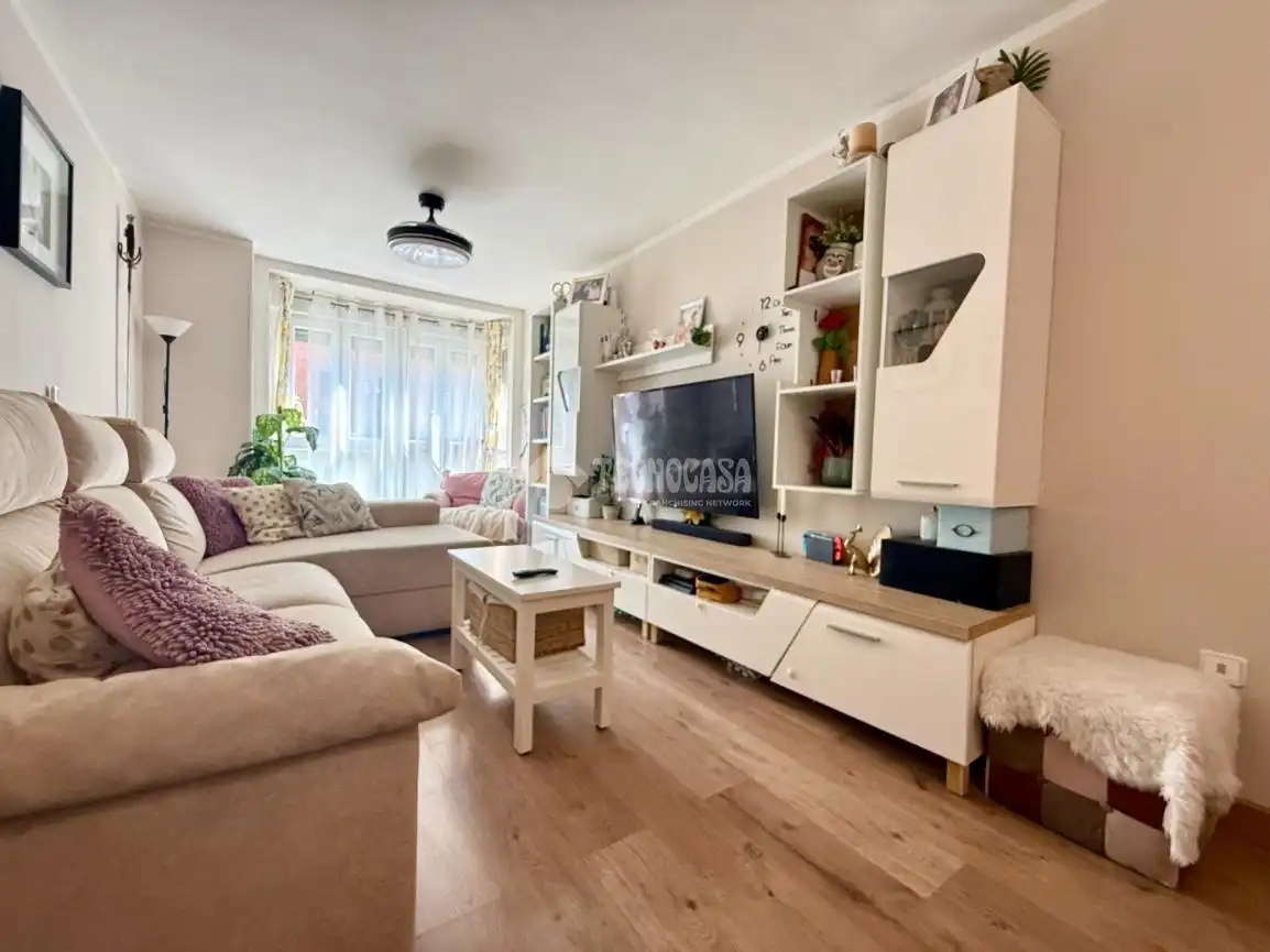 Sala de estar de Piso en venta en Alovera con Aire acondicionado, Calefacción y Terraza
