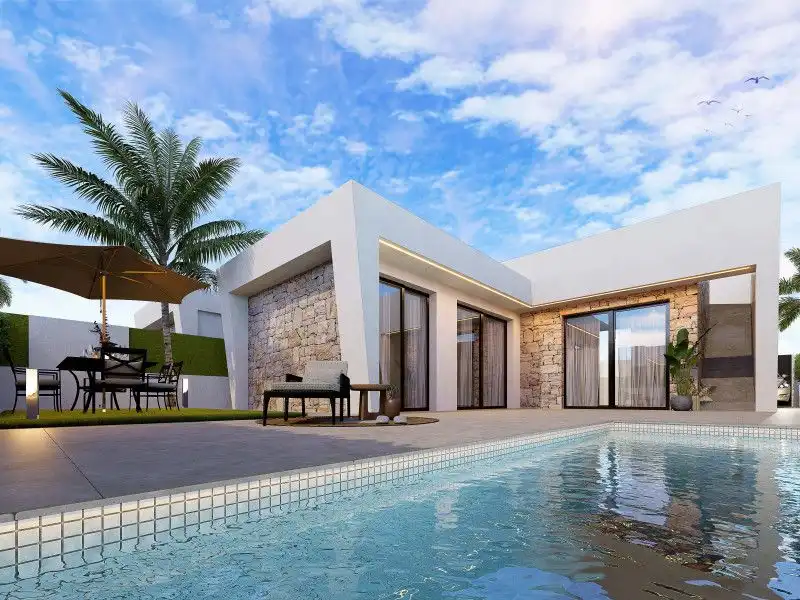 Detached house with pool for sale in Roldán