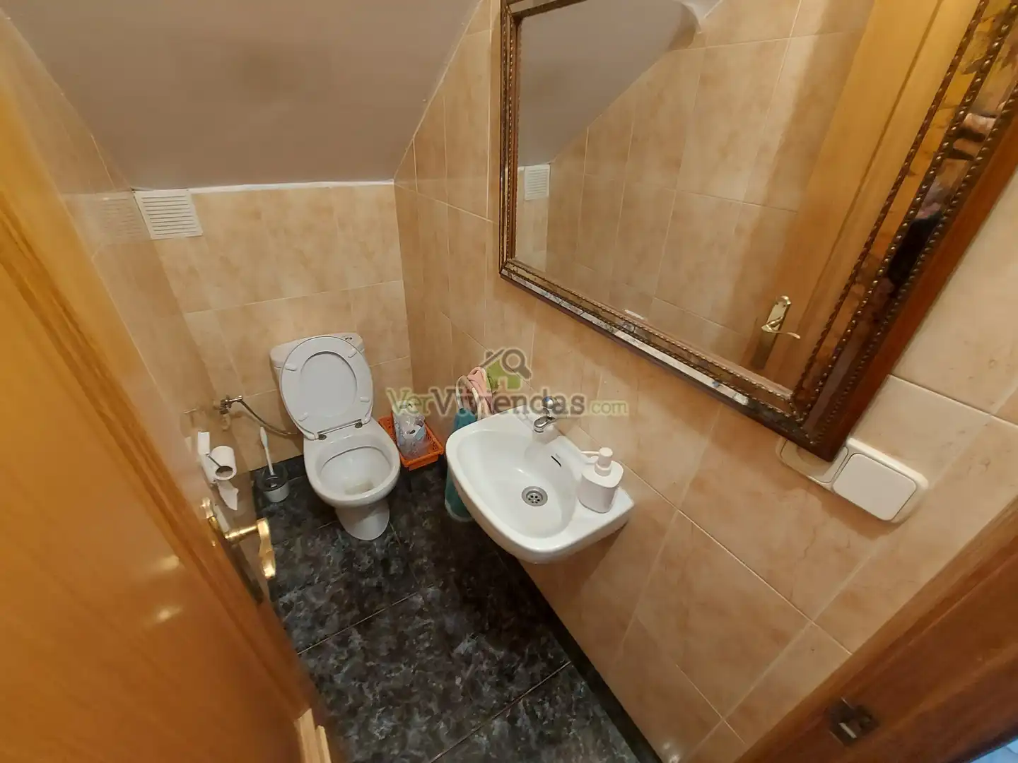 Bany de Casa o xalet en venda en Vallirana amb Calefacció, Jardí privat i Terrassa