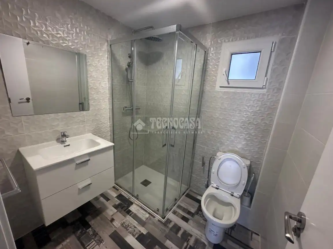 Baño de Piso en venta en Picassent