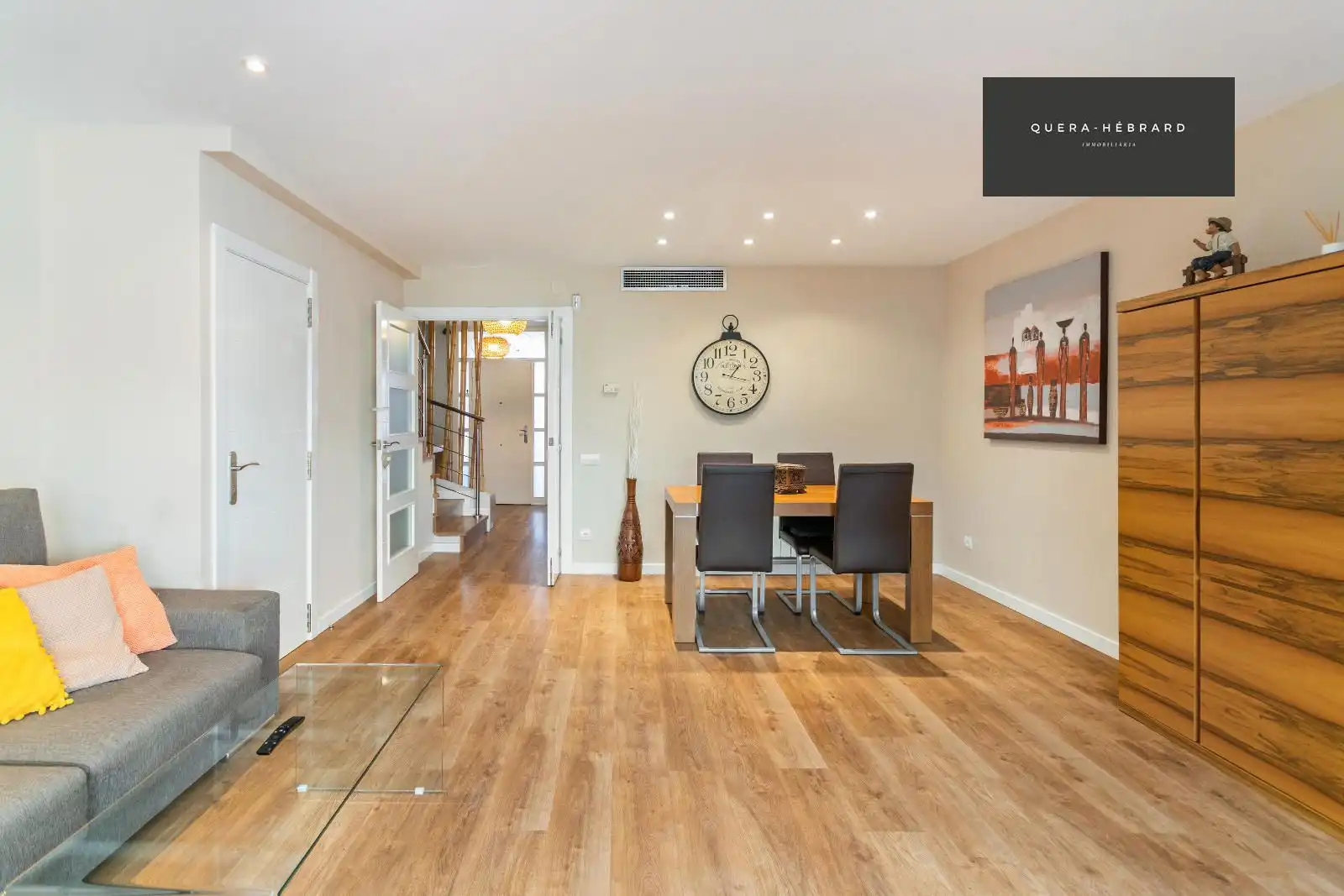 Casa adosada en venta en Rubí con Aire acondicionado, Calefacción y Parquet