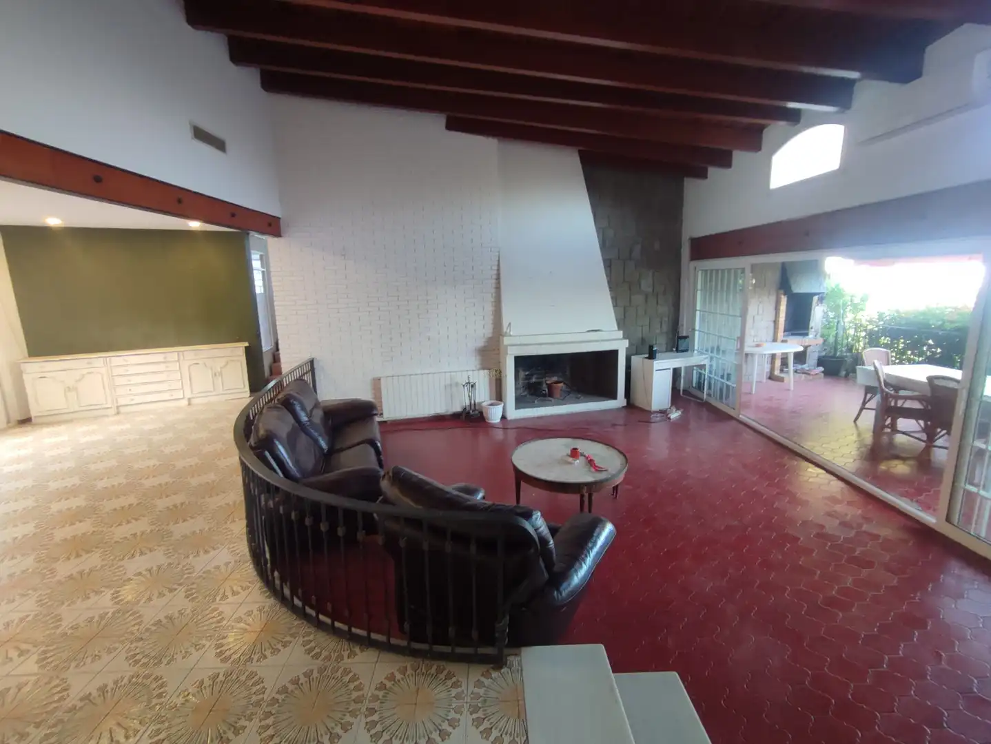 Sala d'estar de Casa o xalet en venda en Pallejà amb Aire condicionat, Calefacció i Jardí privat