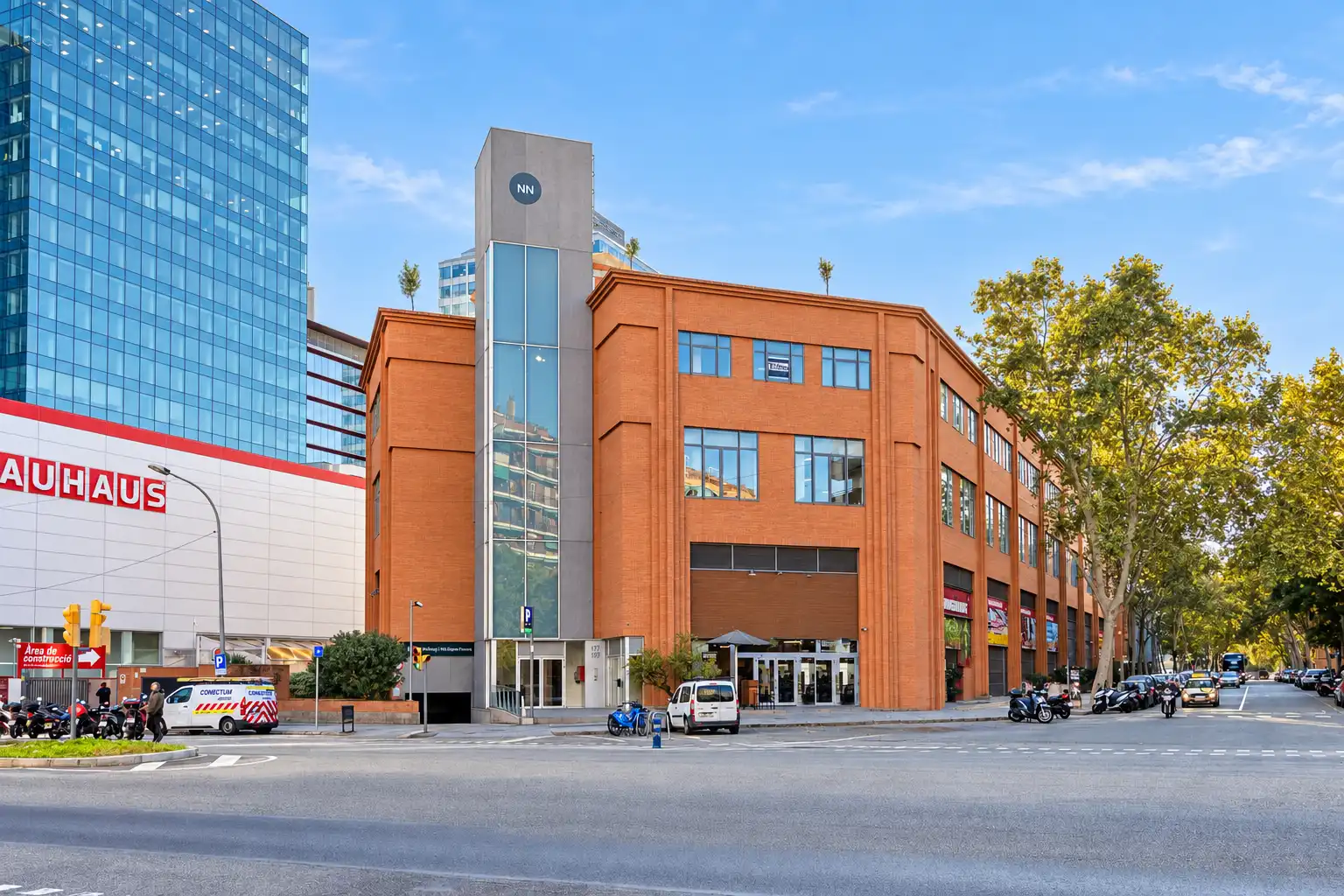 Außenansicht von Büro zur Miete in Sants - Montjuïc