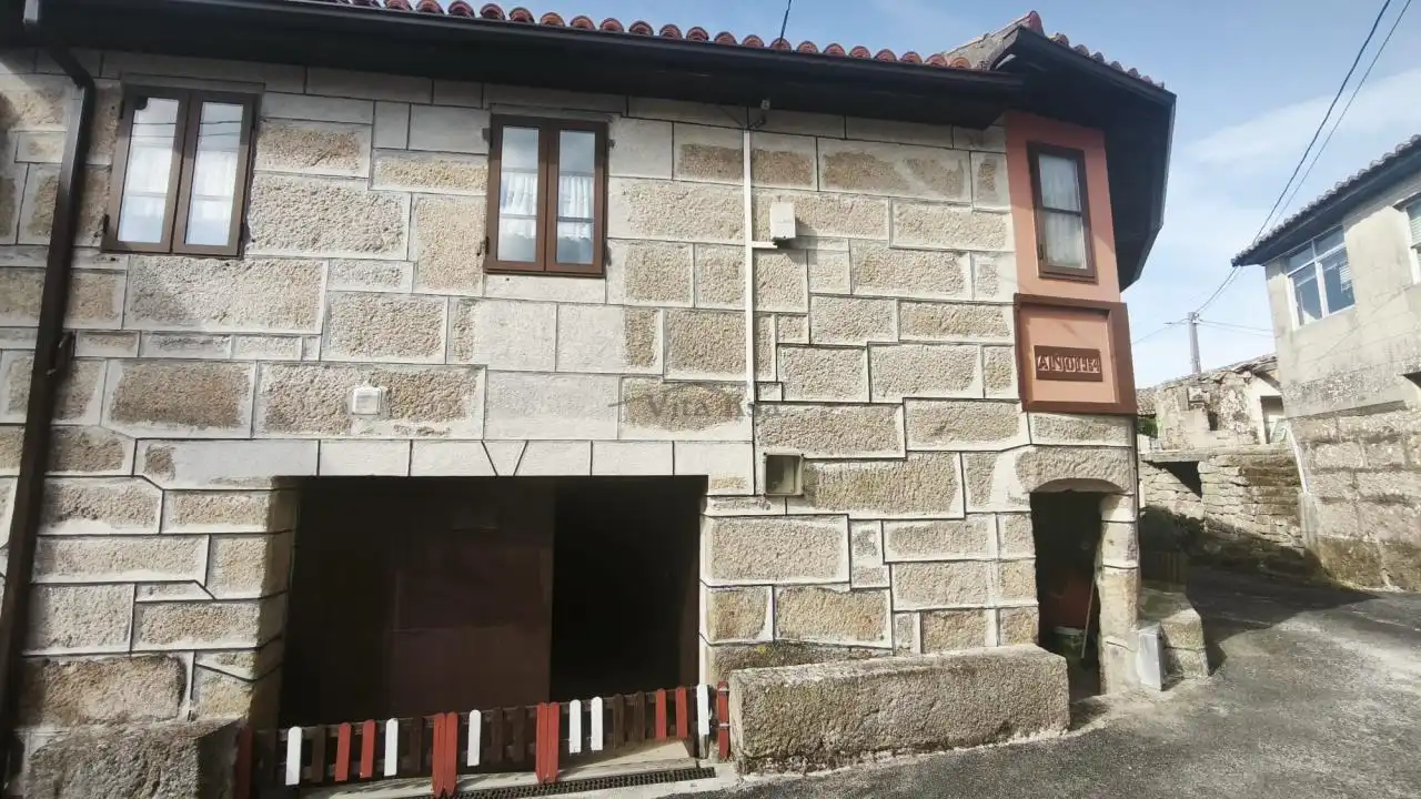 Casa rústica con terraza en venta en LUGAR DE PICORNIO, imagen 9