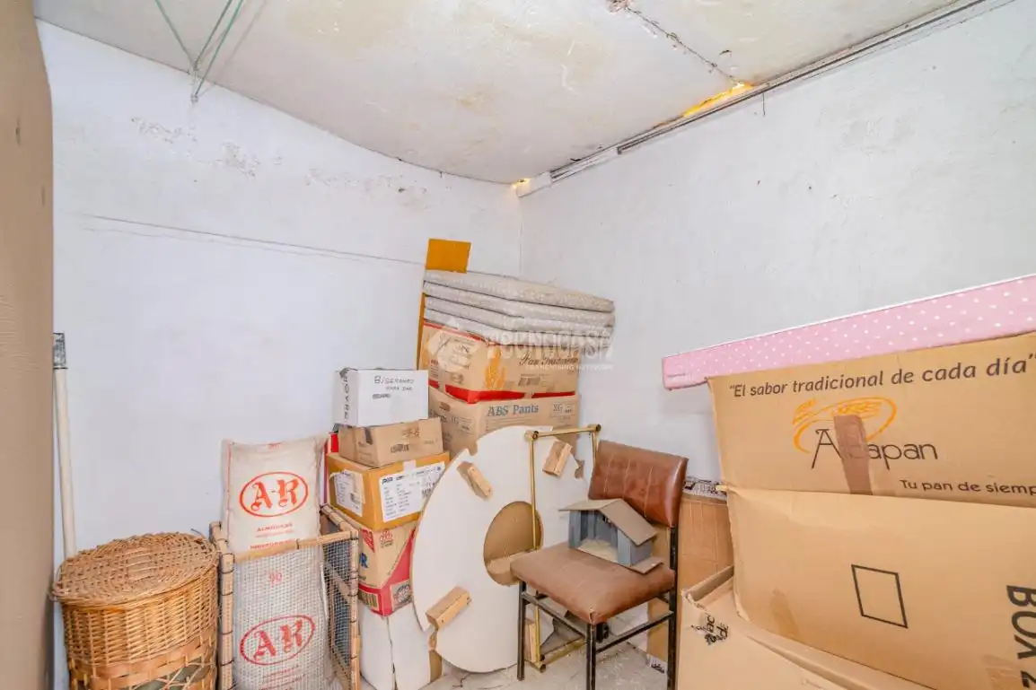 Casa adosada en venta en Lucena con Terraza