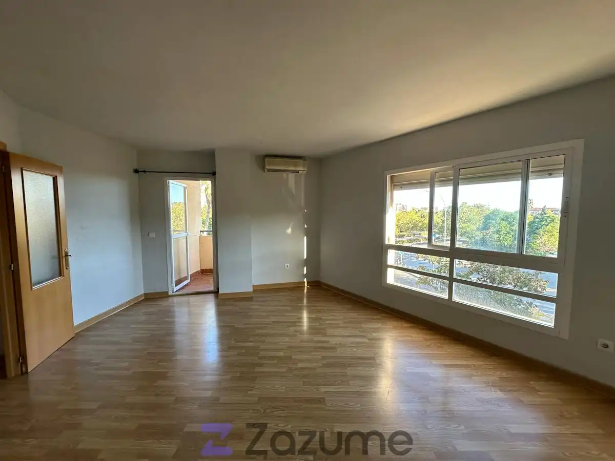 Habitación de Piso de alquiler en Málaga con Aire acondicionado, Parquet y Terraza