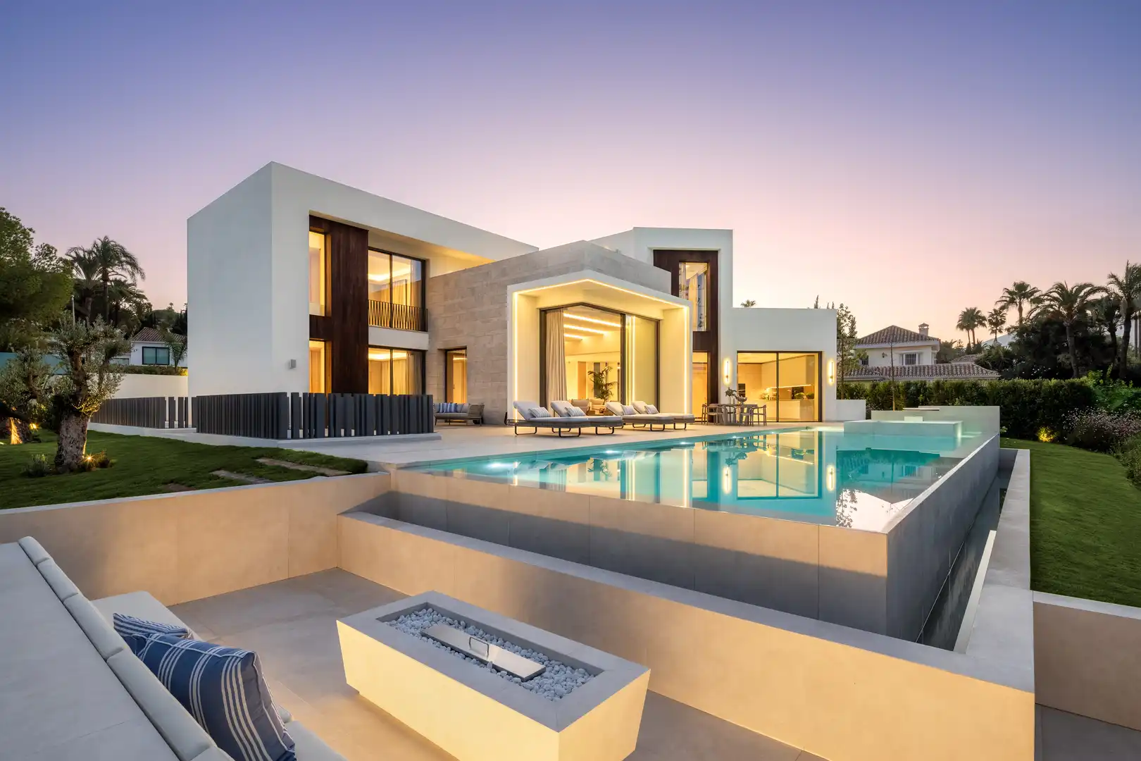 Chalet con terraza en venta en Calle Paris 24, imagen 4