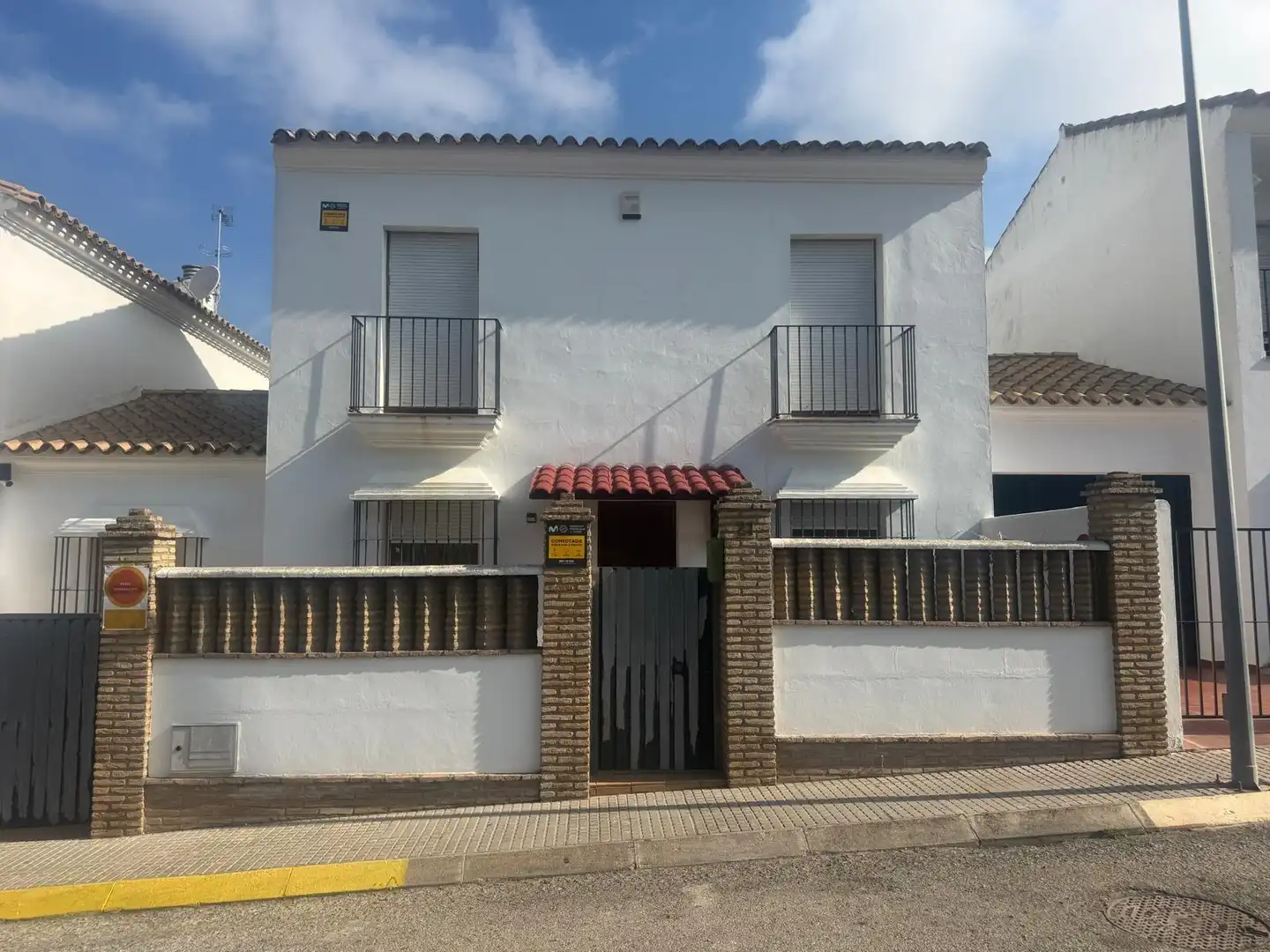 Adossat amb terrassa en venda a Núcleo urbano, imagen 2