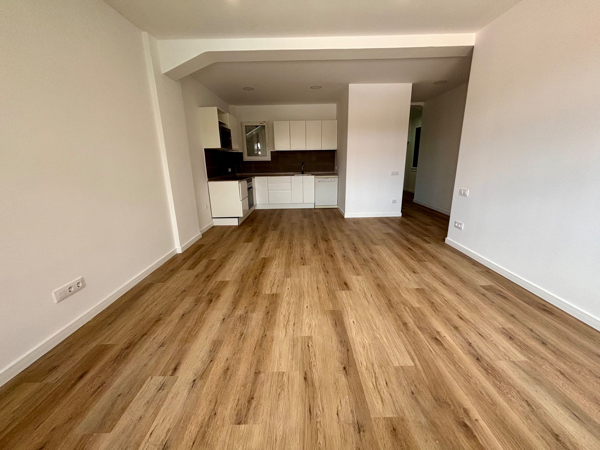 Flat for sale in Rambla, Centre , Centre - Sant Oleguer
