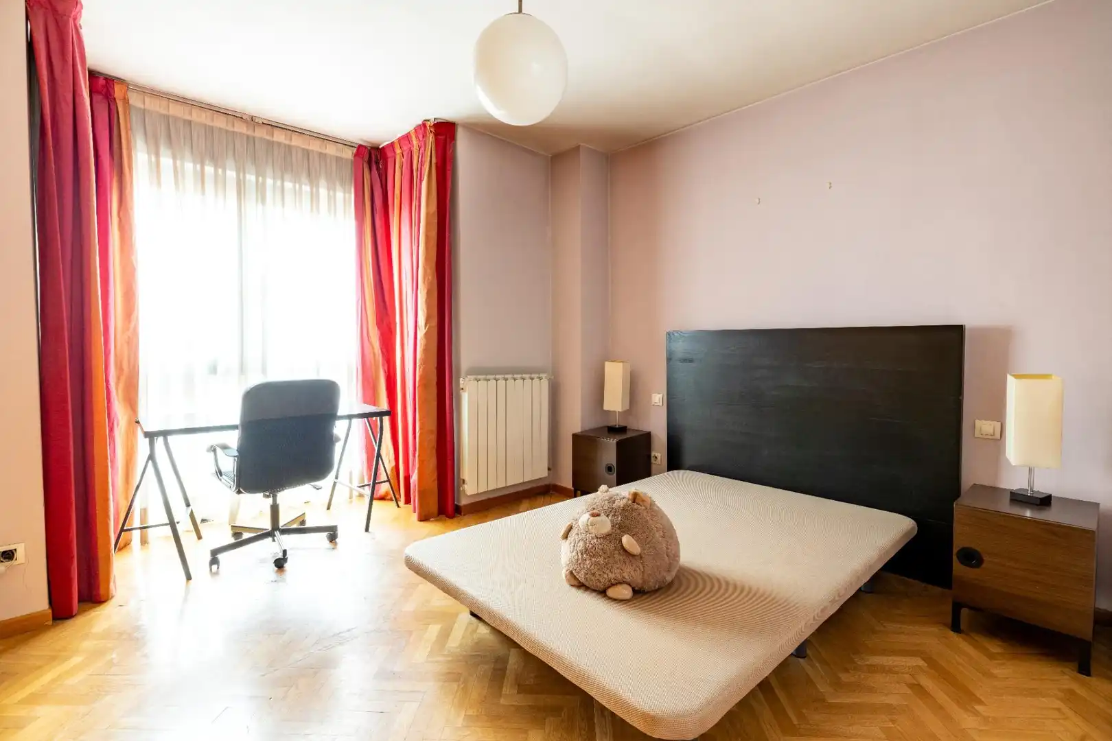 Habitación de Piso en venta en Madrid con Aire acondicionado, Calefacción y Jardín privado
