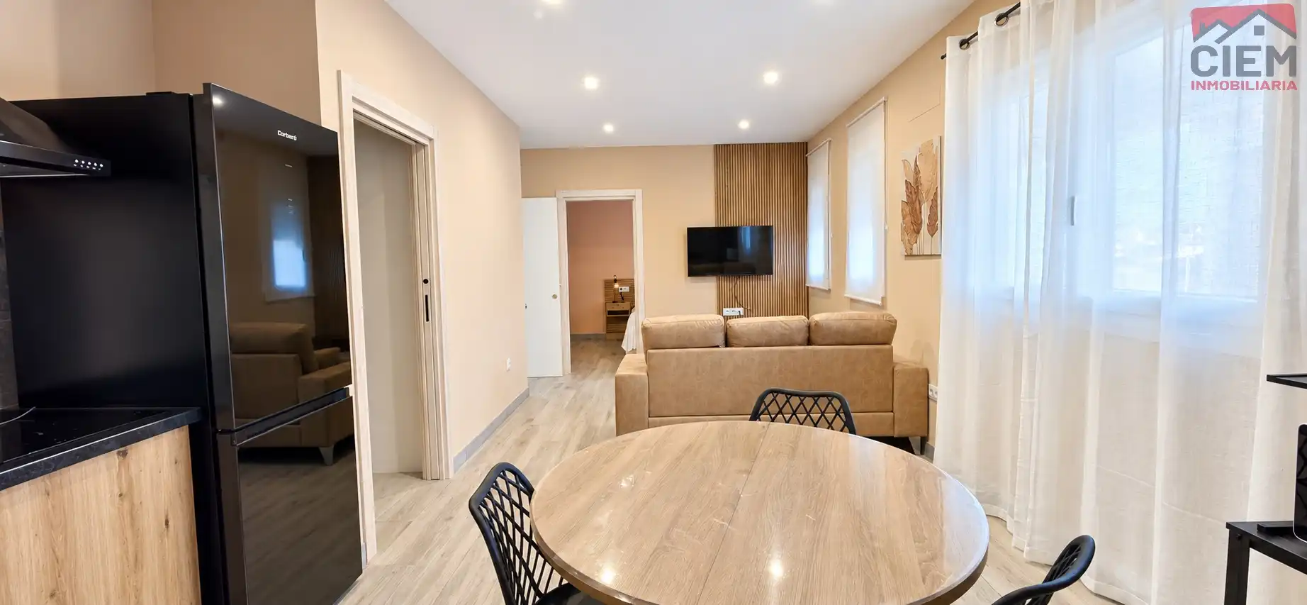 Sala d'estar de Apartament de lloguer en Miajadas amb Aire condicionat, Moblat i Forn