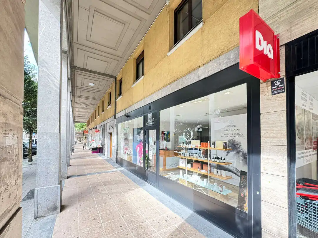 Local de alquiler en Urretxu con Amueblado