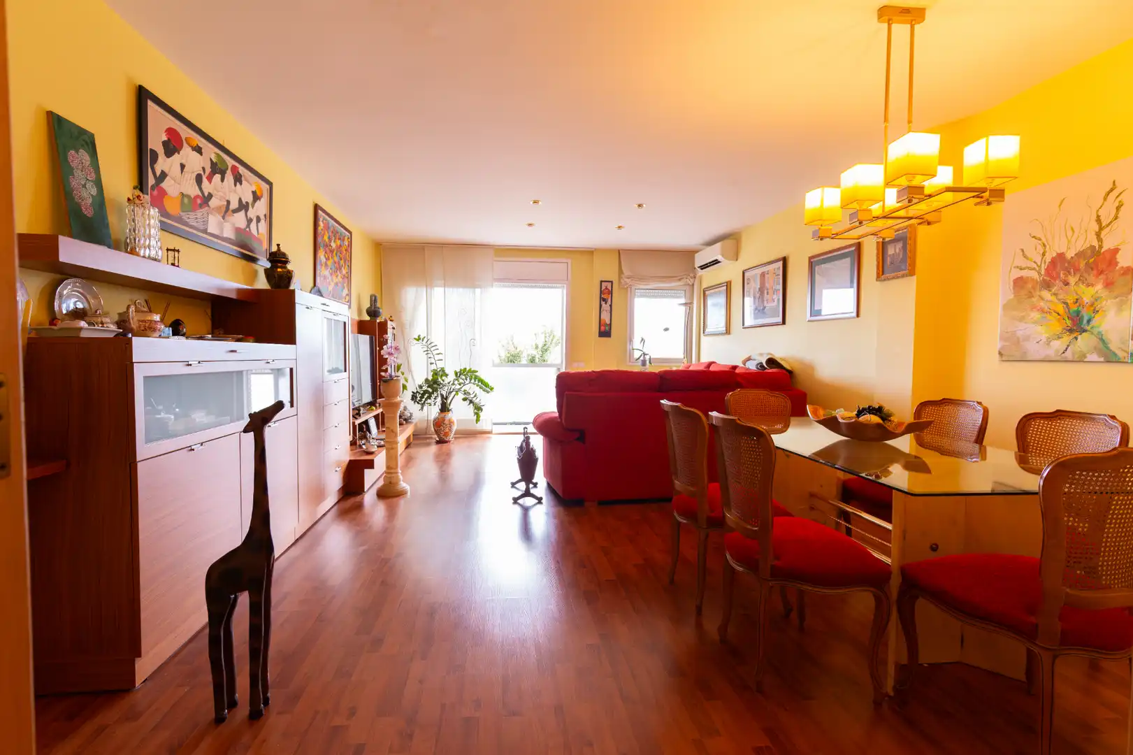 Sala de estar de Piso en venta en Figueres con Aire acondicionado, Parquet y Balcón