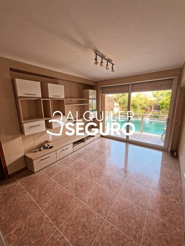 Bedroom of Flat to rent in Fuenlabrada  with Air Conditioner, Heating and Terrace