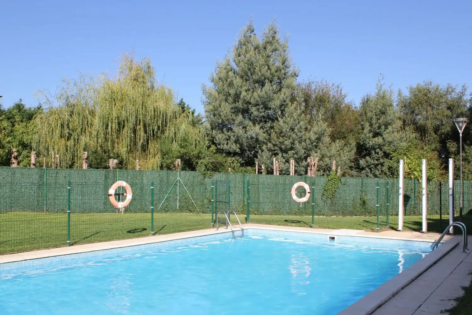 Piscina de Piso en venta en Santa Cruz de Bezana con Calefacción, Terraza y Trastero