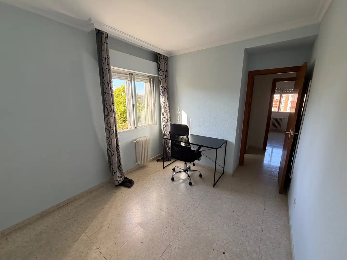 Schlafzimmer von Wohnung zur Miete in Badajoz mit Klimaanlage, Heizung und Terrasse