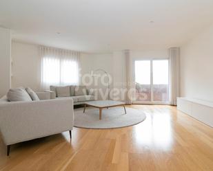 Living room of Flat for sale in  Valencia Capital  with Air Conditioner and Balcony