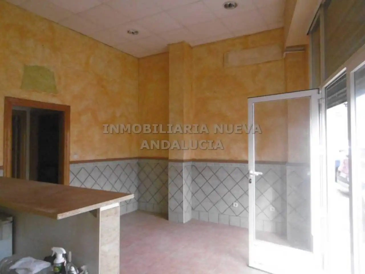 Local de alquiler en Huércal de Almería