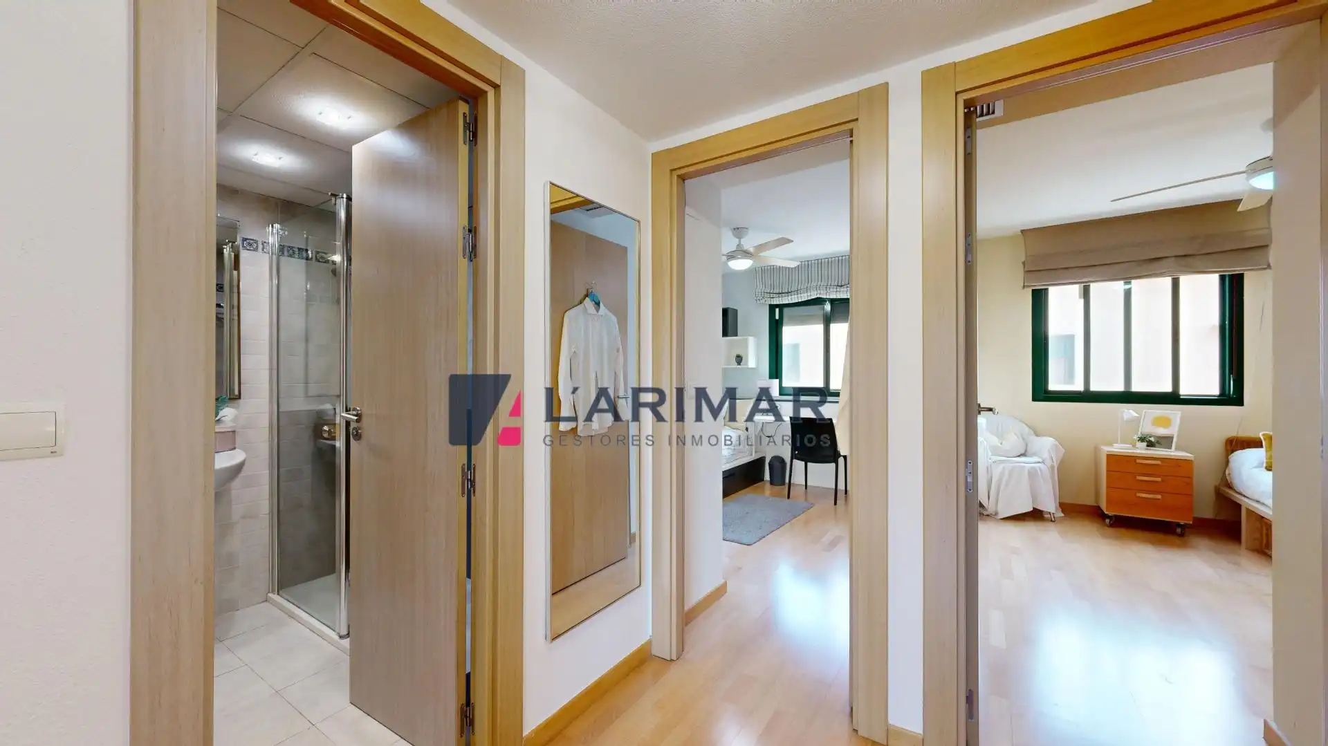 Dormitori de Casa adosada en venda en Alicante / Alacant amb Aire condicionat, Jardí privat i Terrassa