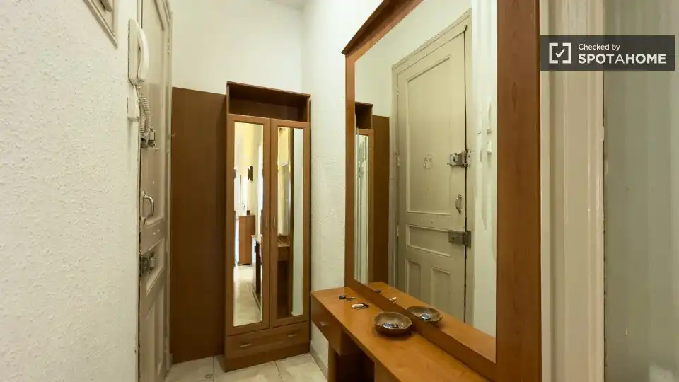 Flat with terrace to rent in Eixample, imagen 3