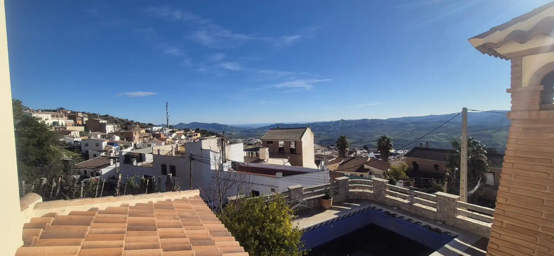 Exterior view of Houses for sale in Periana  with Terrace, Storage room and Furnished