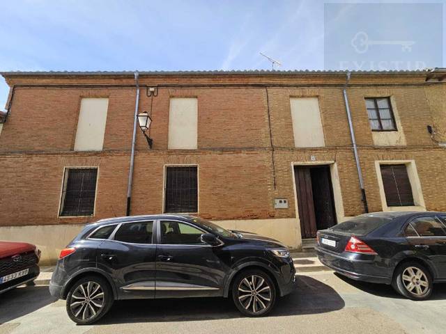 Casa-chalet en Venta en Paredes de Nava