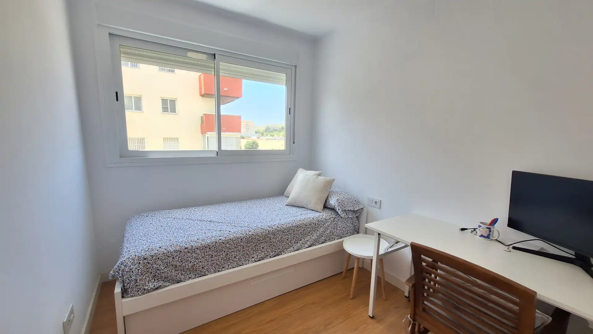 Bedroom of Flat for sale in Estepona  with Air Conditioner, Storage room and Swimming Pool
