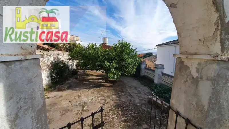 Jardín de Casa o chalet en venta en Baños de la Encina con Jardín privado