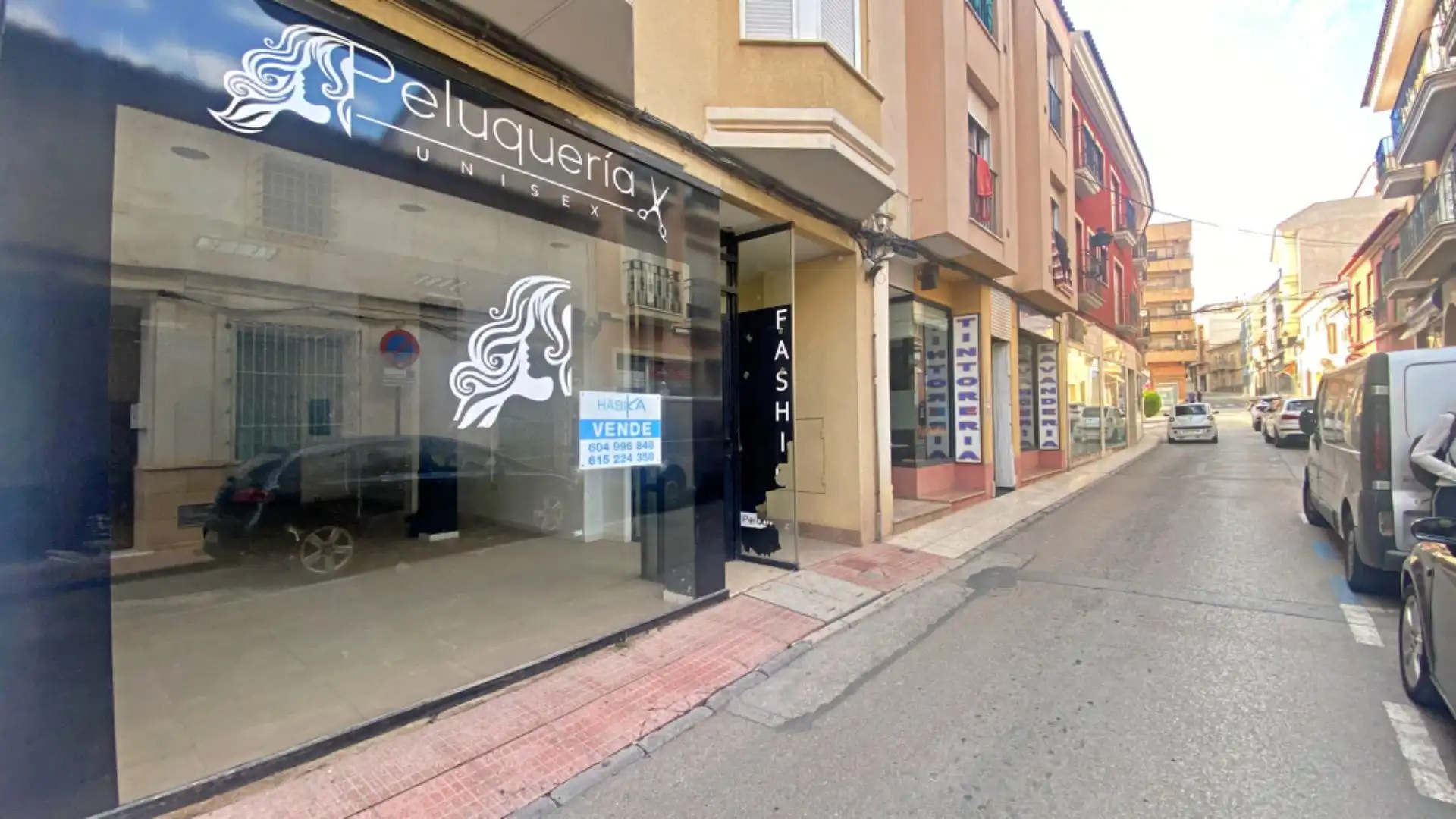 Business premises for sale in Avenida de Santa Eulalia