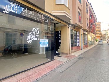 Business premises for sale in Avenida de Santa Eulalia
