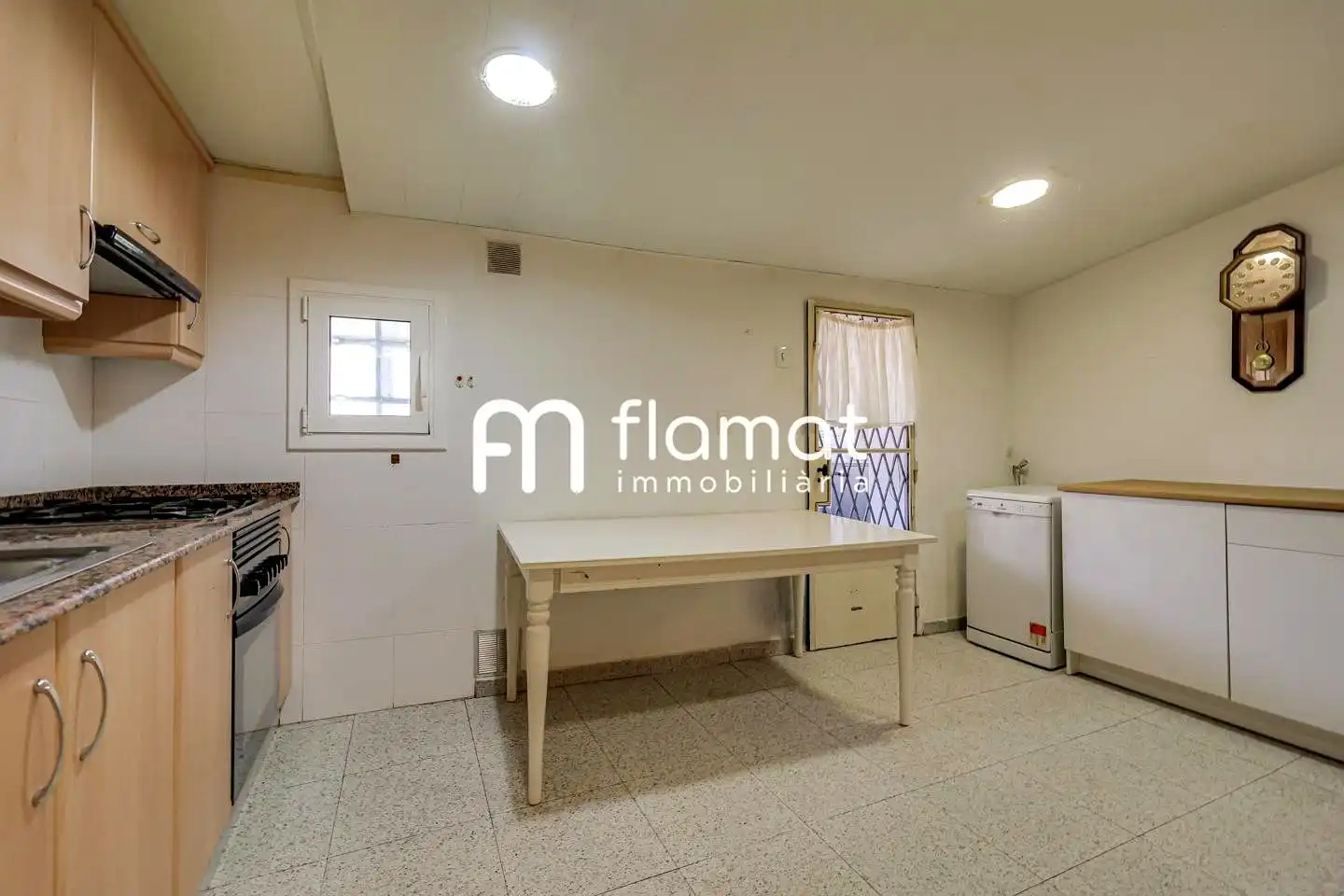 Küche von Country house zum Verkauf in Santa Coloma de Gramenet mit Privatgarten und Terrasse