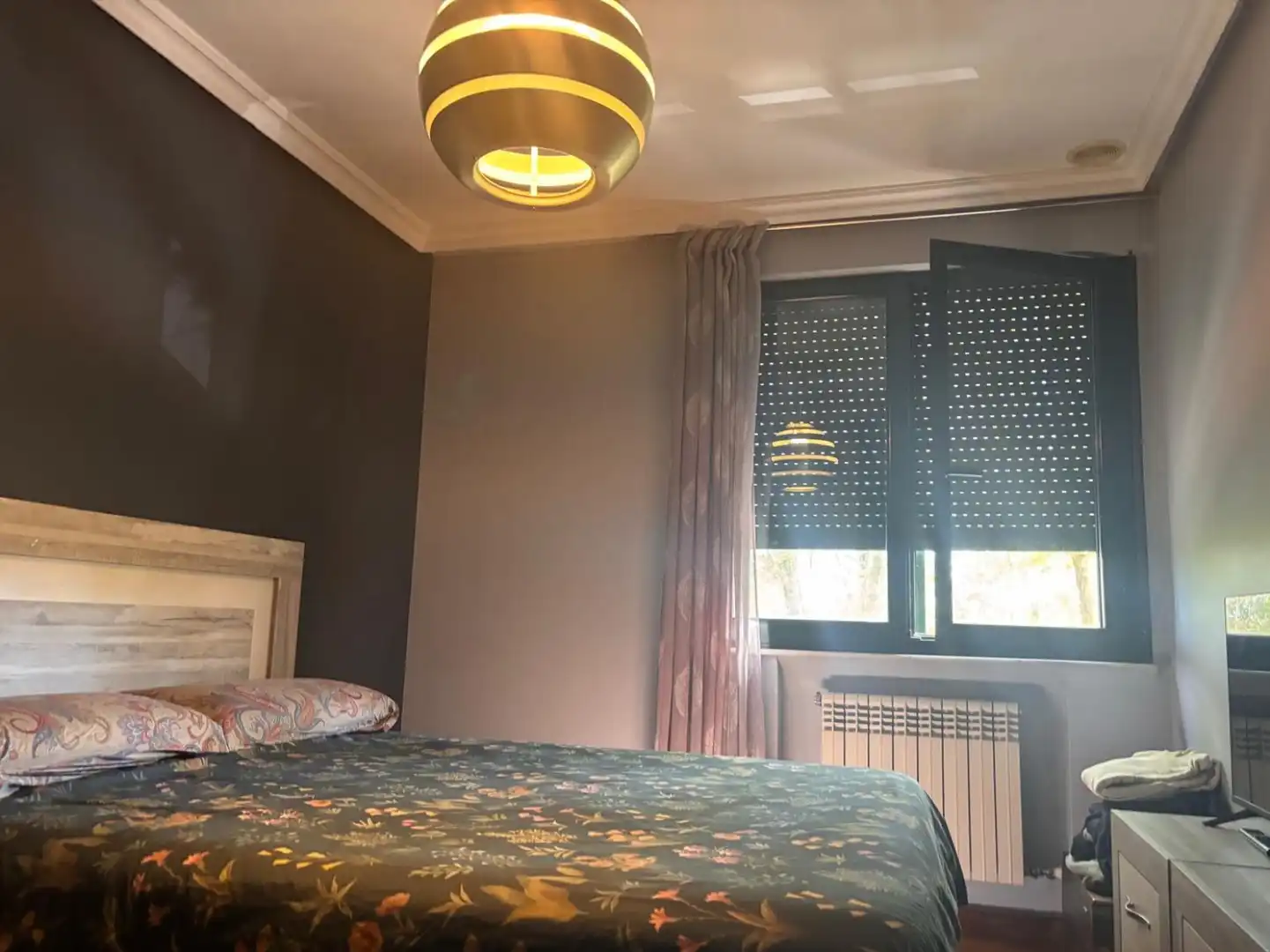 Schlafzimmer von Wohnung zum Verkauf in Salamanca mit Abstellraum