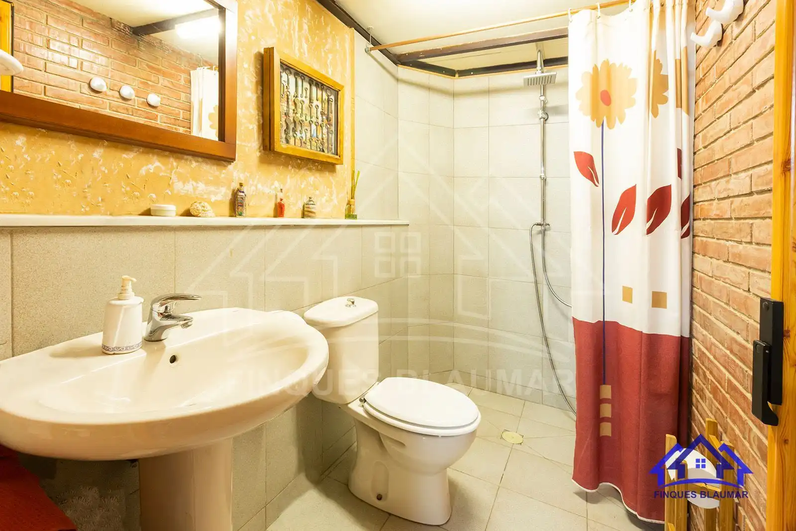 Baño de Casa o chalet en venta en Arenys de Munt con Calefacción, Jardín privado y Trastero