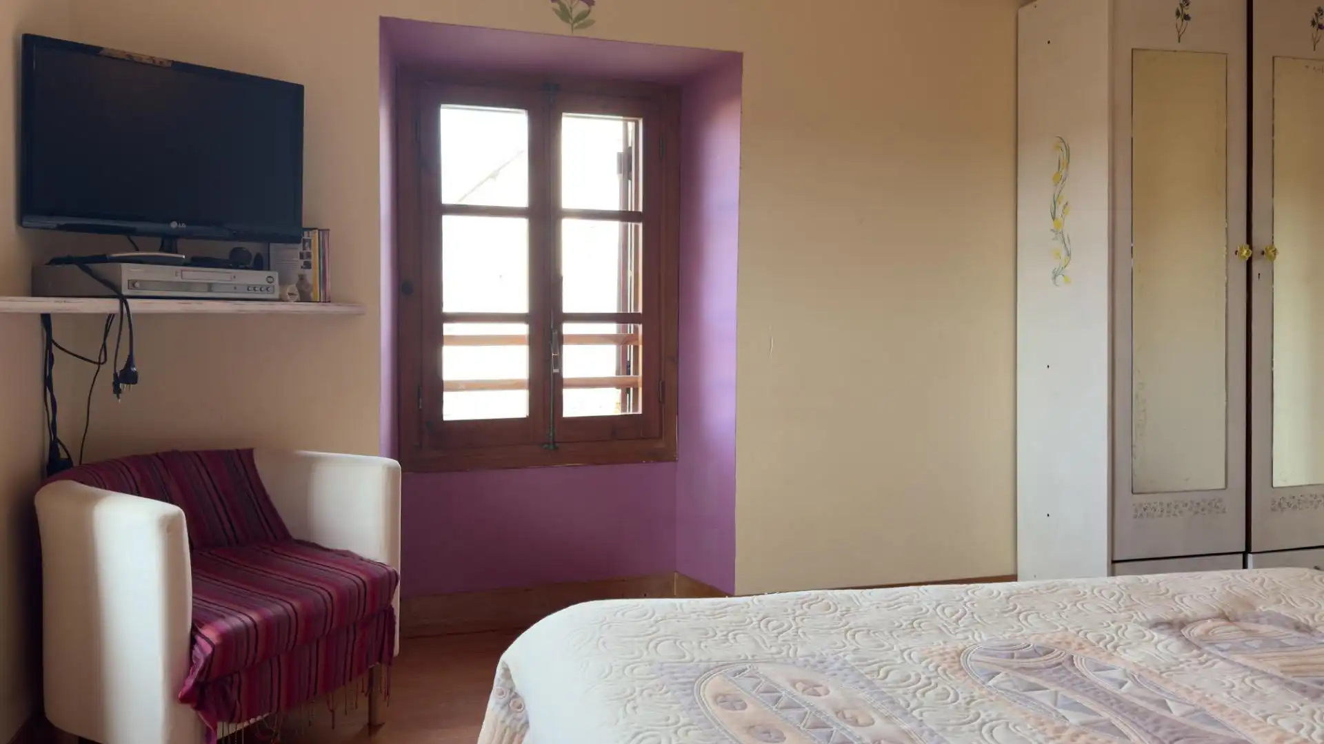 Habitación de Casa o chalet en venta en Baños de Rioja con Calefacción, Jardín privado y Terraza